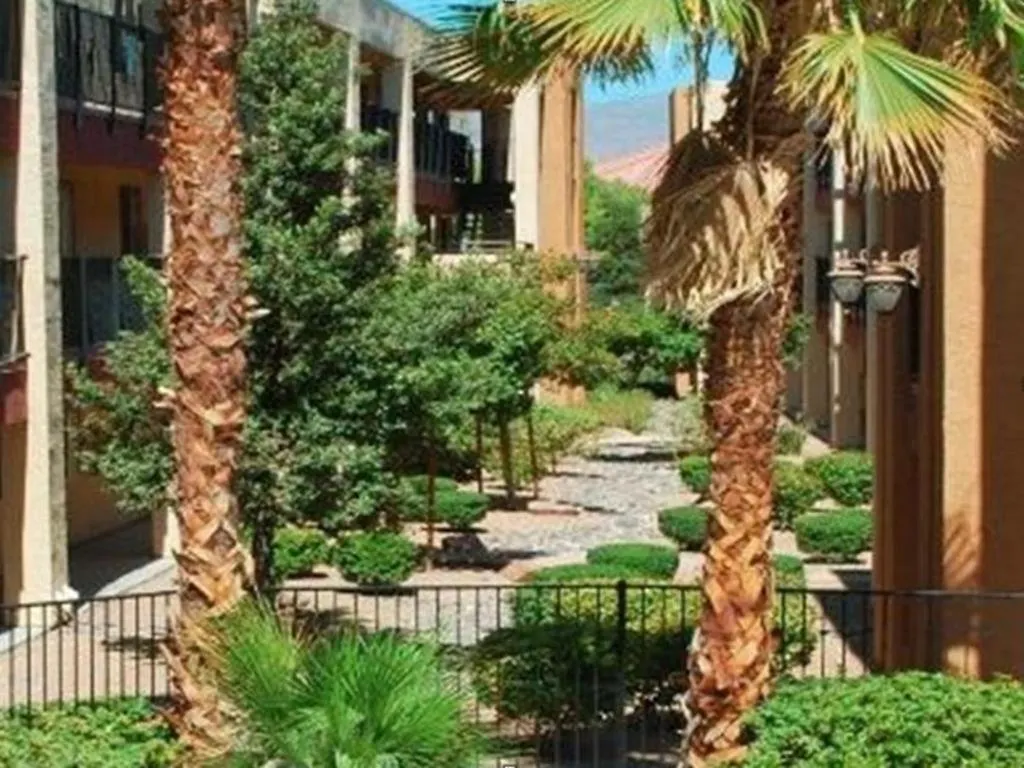 Nellis Suites At Main Gate Hotel Las Vegas