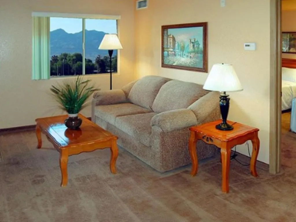 Nellis Suites At Main Gate Hotel Las Vegas